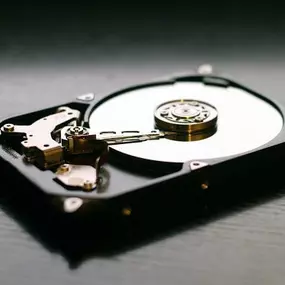 Bild von AVA E-Recycling Pick Up | Hard Drive Disposal