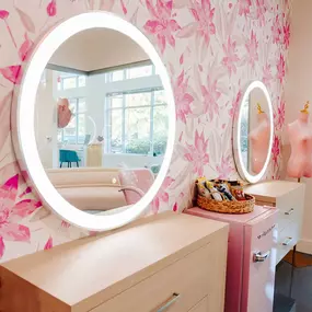 Traveling Hair & Makeup Artists Serving Raleigh, Cary, Fuquay Varina, & Apex, NC