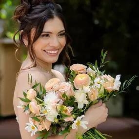 Spanish Speaking Wedding Hair and Makeup Salon in Raleigh, Durham, & Chapel Hill, NC