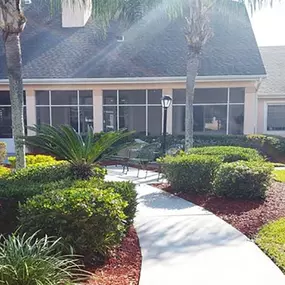 Savannah Court of Brandon walkway