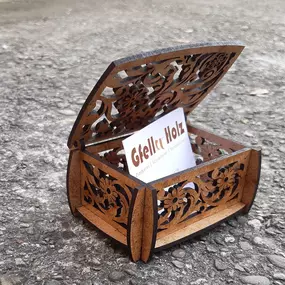 Kästli aus Holz, Lasergeschnitten - Gfeller Holz