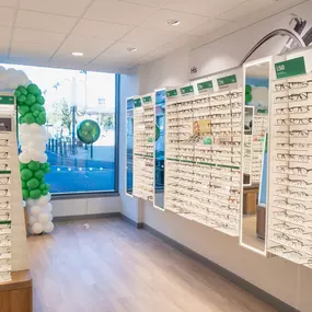 Specsavers Opticians and Audiologists - Johnstone