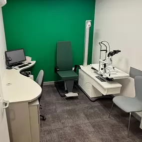 Specsavers Opticians and Audiologists - Johnstone