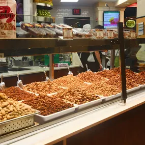 Going Nuts Snacks - Sweet & Salty Candy and Roasted Nuts at the Atlantic City Boardwalk Tropicana Hotel