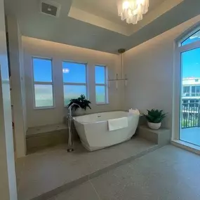 Bild von Oracle | Flooring, Tile, Kitchen & Bathroom Design
