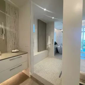 Bild von Oracle | Flooring, Tile, Kitchen & Bathroom Design