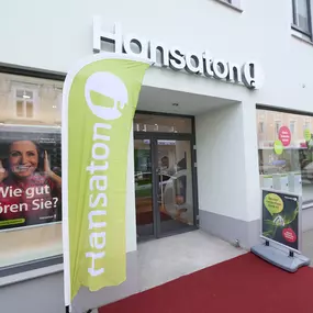 Hansaton Hörkompetenz-Zentrum Hauptstraße 48, Stockerau Frontansicht