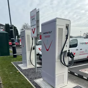 InstaVolt chargers positioned near KFC in Kingswinford, offering convenient EV charging with food and facilities nearby on Pensnett Trading Estate.