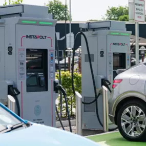 EVs charging at InstaVolt units located directly outside McDonald’s Crawley, providing quick access for drivers.