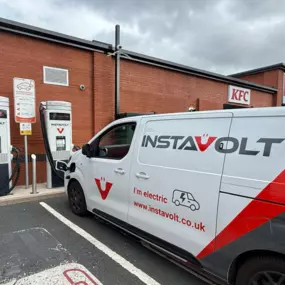InstaVolt ultra-rapid chargers at KFC Old Hill, Cradley Heath, installed next to the restaurant’s wall and ready for EV charging.