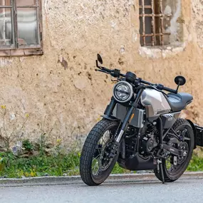 Brixton Crossfire 125