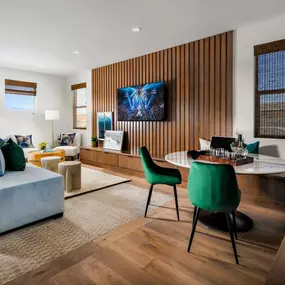 Spacious loft and flex spaces