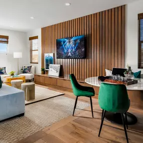 Spacious loft and flex spaces