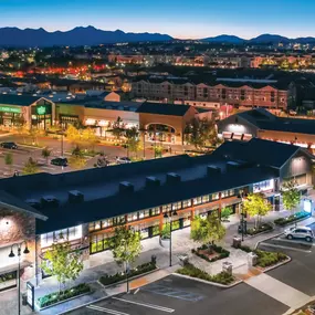 Shopping and dining opportunities at the Porter Ranch shopping center