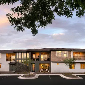 Luxury-appointed villas in beautiful North Phoenix