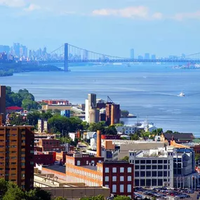 Located just 17 miles from Manhattan