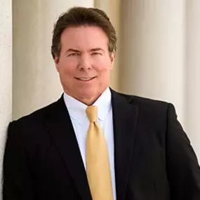 Barry Taracks, the founder of Taracks & Associates, is a former state prosecutor with years of professional experience as a criminal defense attorney in Tampa. He is familiar with both sides of the courtroom and works hard to understand all of our client’s legal needs.
