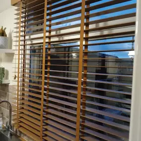 Bild von Blinds with BLU