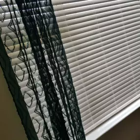 Bild von Blinds with BLU