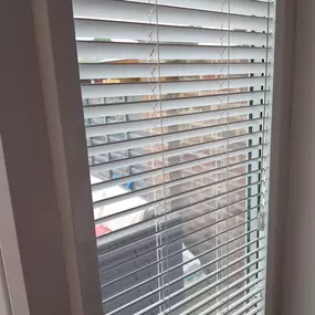 Bild von Blinds with BLU
