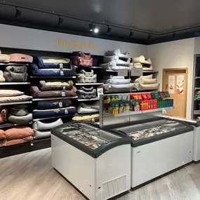 Pets Corner Tonbridge Interior