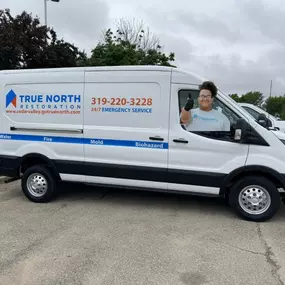 Bild von True North Restoration - Corridor