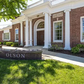 Exterior Photo of Olson Funeral & Cremation Services Ltd., Fred C Olson Chapel
1001 2nd Avenue
Rockford, IL 61104
