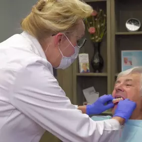 Bild von European Denture Center: Boise Dentures & Implants