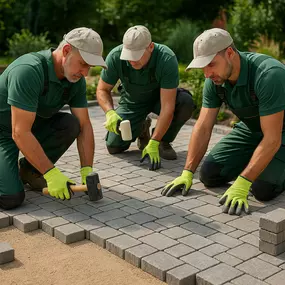Bild von Helping Green - Gartenpflege & Landschaftsbau
