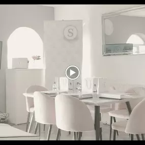 Bild von By Danielle Alexandra - Hair Extension Courses UK