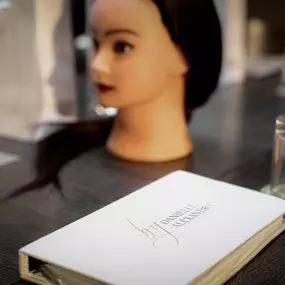 Bild von By Danielle Alexandra - Hair Extension Courses UK