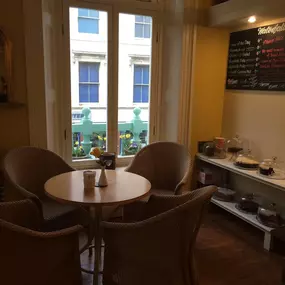 Bild von Waterfalls Gift & Coffee Shop