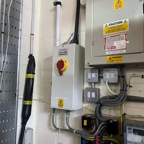 Bild von Smart Wired Electric Ltd