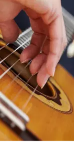 Bild von Rössler Gitarren