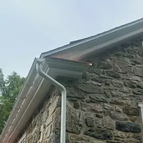 Bild von Mast Roofing & Construction