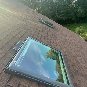 Bild von Mast Roofing & Construction