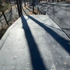 Bild von Mast Roofing & Construction