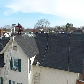 Bild von Joe's Roofing Lowell