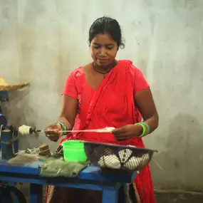 Bild von Schöne Dinge mit Geschichten oder Schöne Dinge mit Geschichten | handverlesene Schals, Tücher und Stolen aus Naturmaterialien