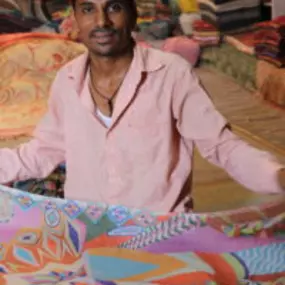 Bild von Schöne Dinge mit Geschichten oder Schöne Dinge mit Geschichten | handverlesene Schals, Tücher und Stolen aus Naturmaterialien