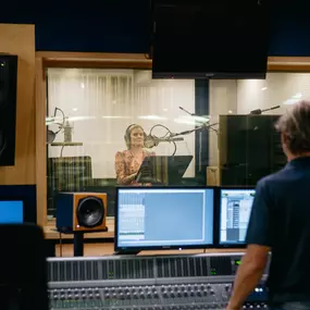 Bild von Nina Walter-Broskwa  Frauenstimme.at