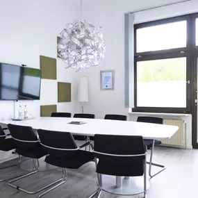 Meetingsraum - DBV Deutsche Beamtenversicherung Michaelsen e.K. in Aschheim