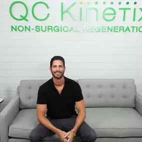Bild von QC Kinetix (West Palm Beach)