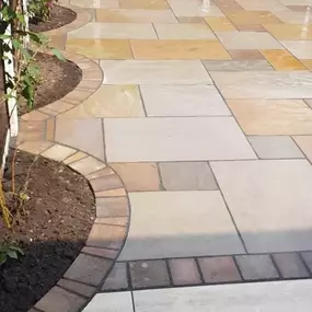 Bild von Poplar Landscapes N-W Ltd