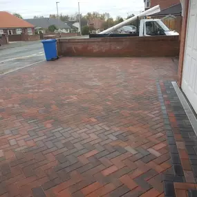 Bild von Poplar Landscapes N-W Ltd