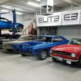 Why Choose Elite Automotive Finishes?

Free Estimates
We understand that auto repairs can be costly and stressful. That’s why we offer free estimates to help you understand the scope of repairs needed.

Insurance Assistance
We work directly with your insurance company to ensure a smooth claims process and proper repairs.

Comprehensive Repairs
Our skilled technicians handle everything from frame straightening and dent removal to complete auto body repair.

Quality Workmanship
We use OEM parts wh