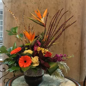 Our corporate flowers can help establish a welcoming environment.