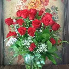 Red roses implies more than what you can say with words. Romance is in the air!