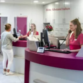 Bild von Frauenarztpraxis Schröderstraße, Ina Sanderell, Dr. med. Anette Harms, Dr. med. Patricia Farina-Eckhardt