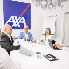 Team - AXA Versicherung Michaelsen e.K. in Aschheim
